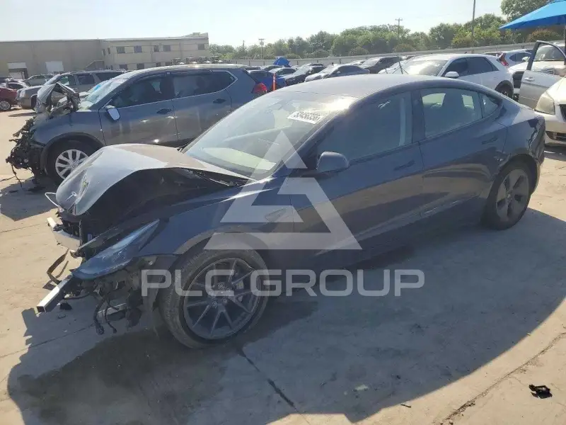 2023 Tesla Model 3 фото