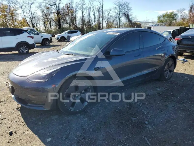 2023 Tesla Model 3 фото