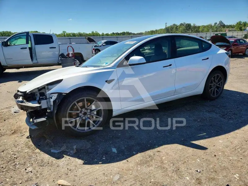 2023 Tesla Model 3 photo