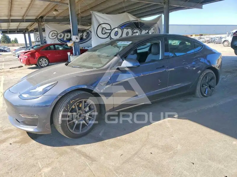 2023 Tesla Model 3 photo