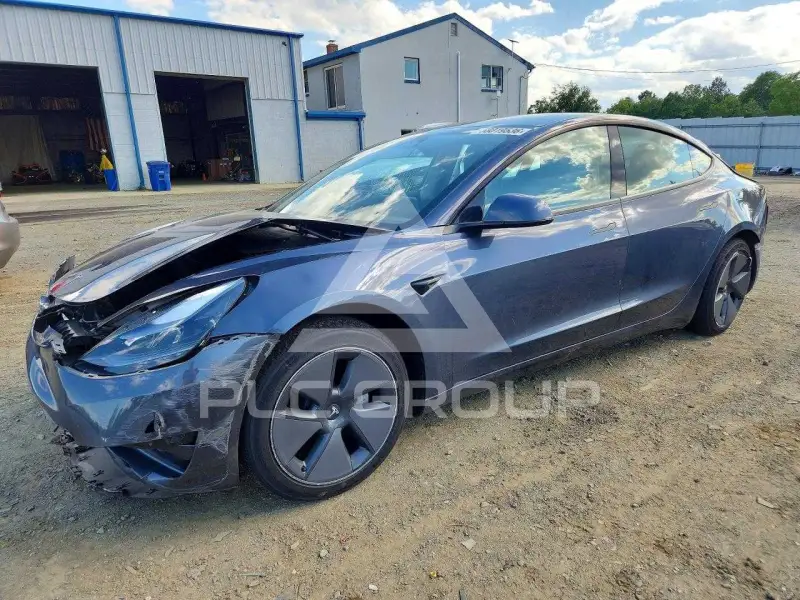 2023 Tesla Model 3 photo