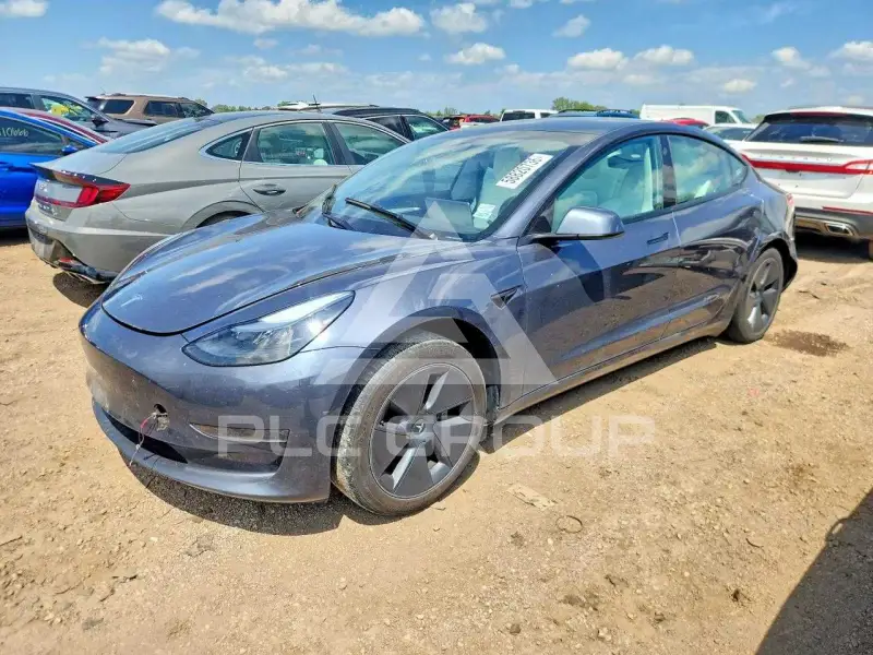 2023 Tesla Model 3 photo