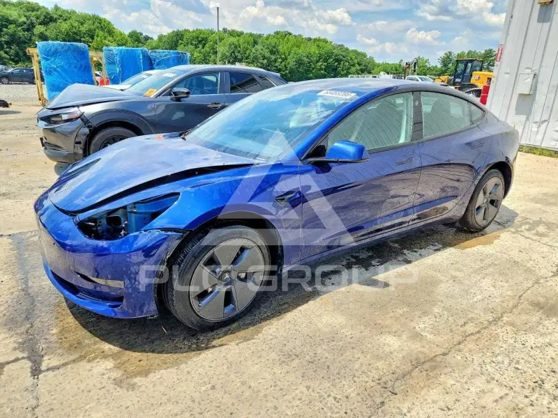 2023 Tesla Model 3 photo