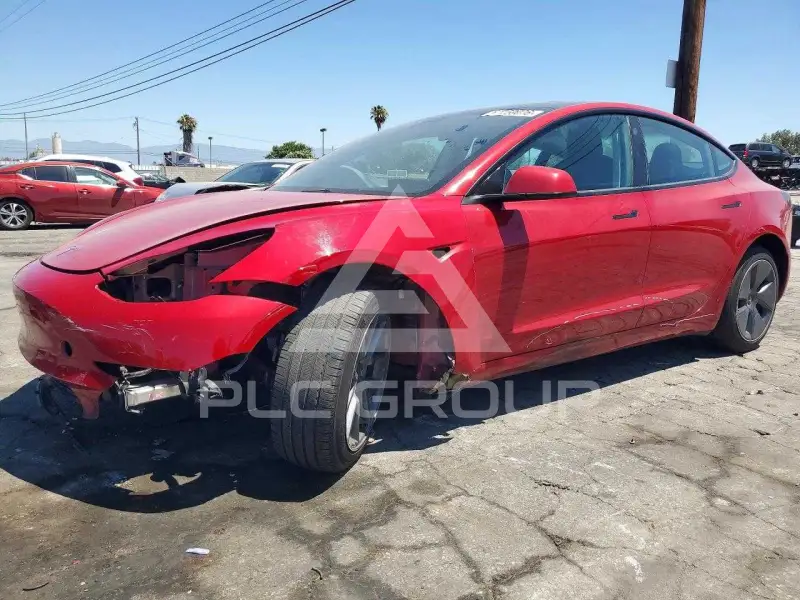 2023 Tesla Model 3 фото