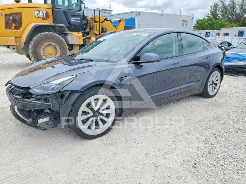 2023 Tesla Model 3 photo