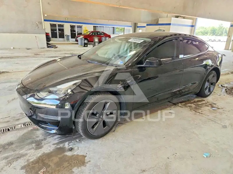 2023 Tesla Model 3 фото