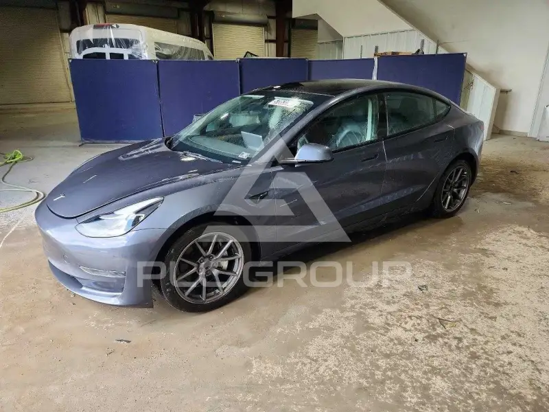 2023 Tesla Model 3 photo