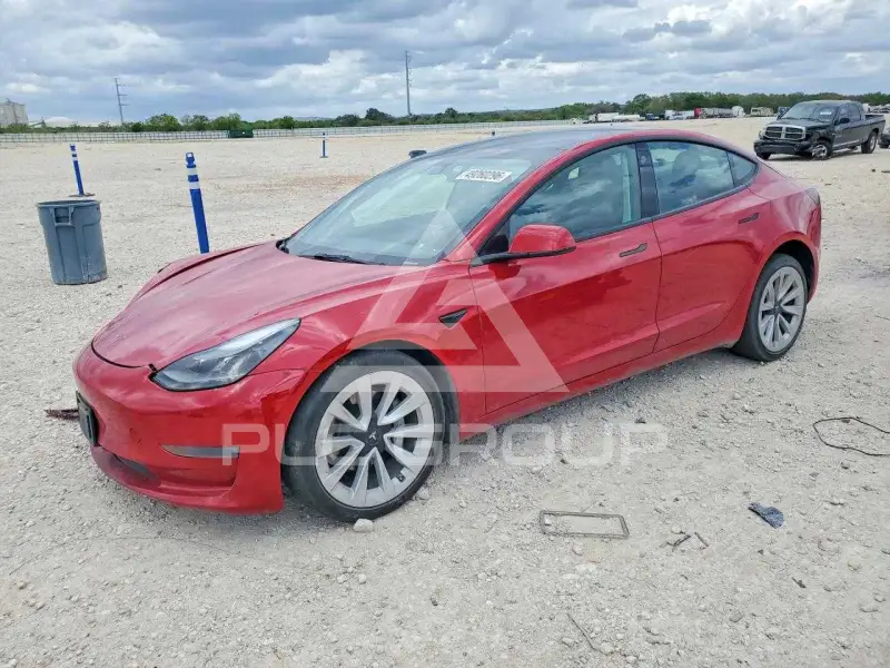 2023 Tesla Model 3 фото