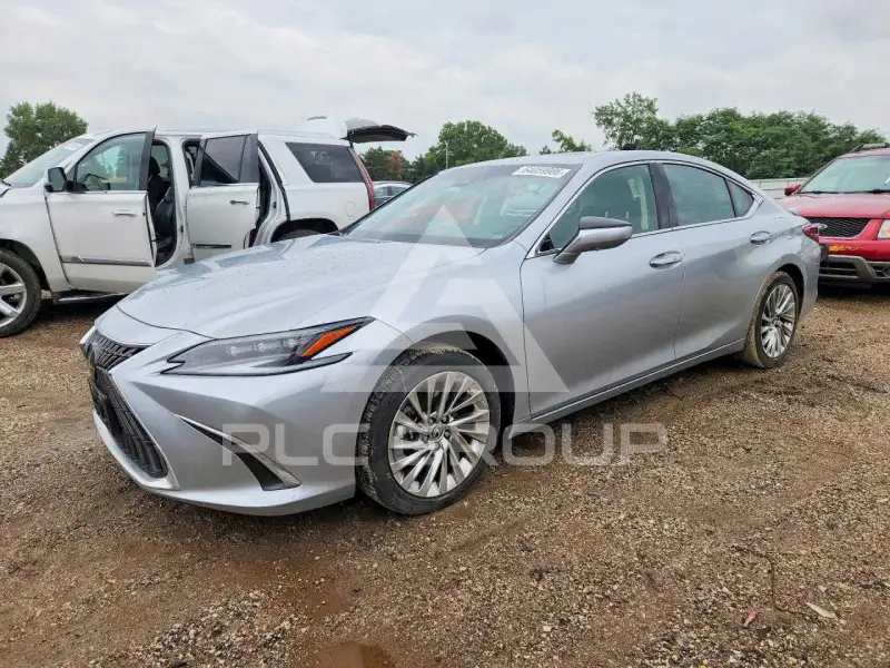 2023 Lexus ES300 фото