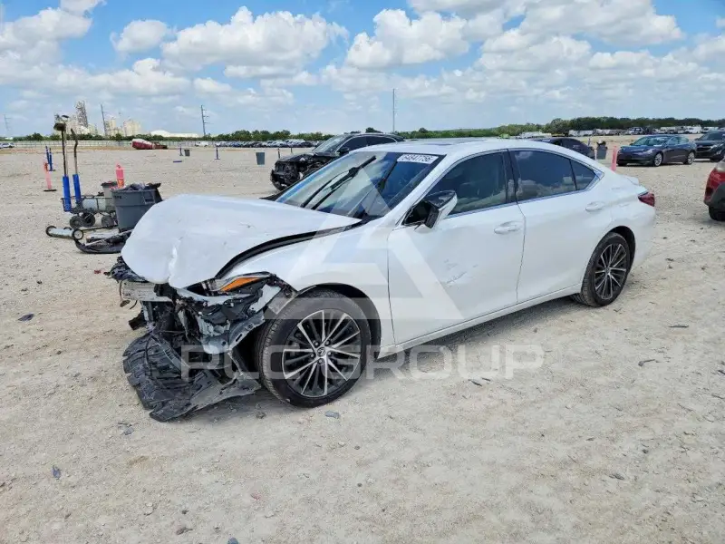 2023 Lexus ES300 фото