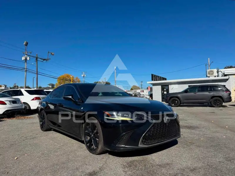 2023 Lexus ES350 photo