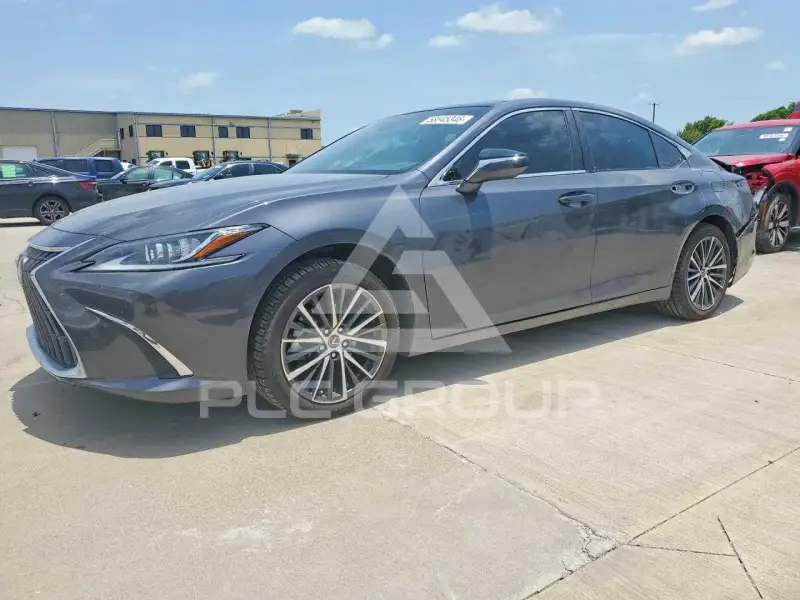 2023 Lexus ES350 photo
