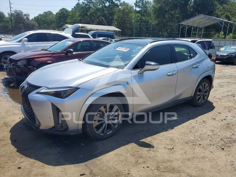 2023 Lexus UX photo