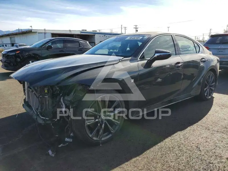 2023 Lexus IS фото