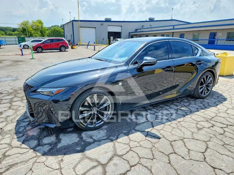 2023 Lexus IS350 photo