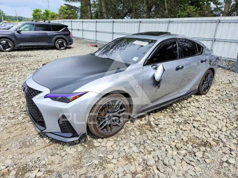 2023 Lexus IS фото