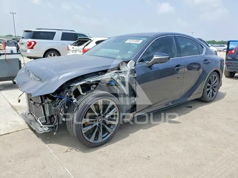 2023 Lexus IS фото