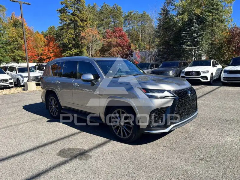 2023 Lexus LX600 photo
