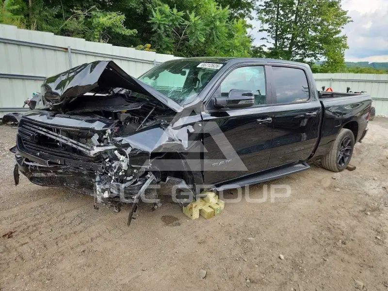 2023 RAM 1500 photo
