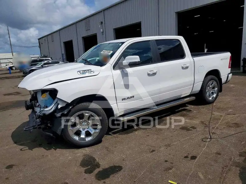 2023 RAM 1500 photo