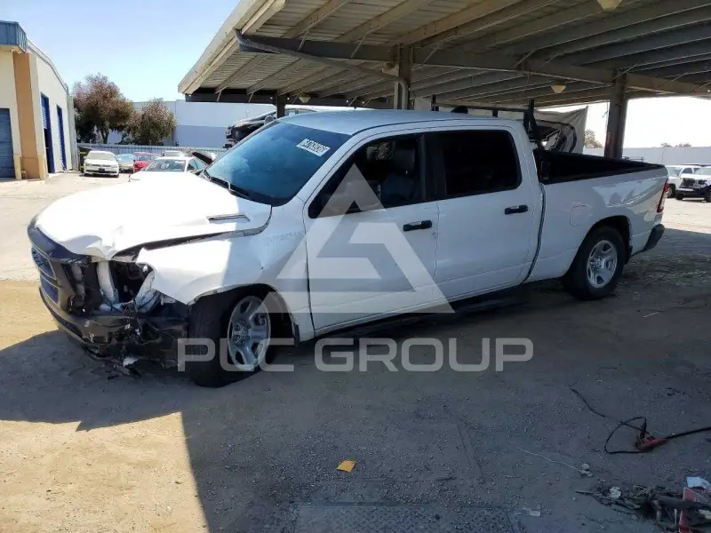 2023 RAM 1500 photo