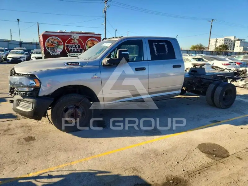 2023 RAM 3500 фото