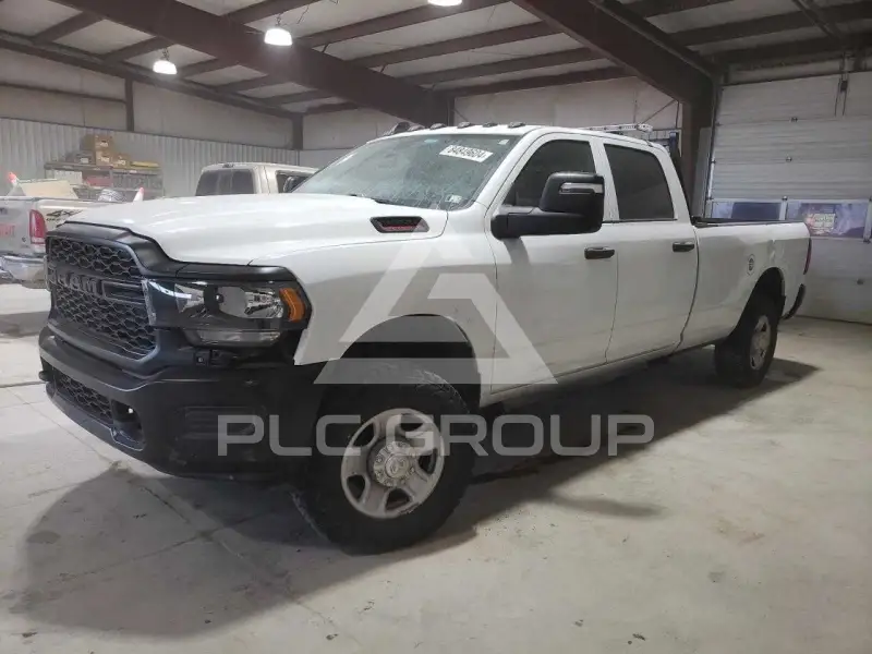 2023 RAM 3500 photo