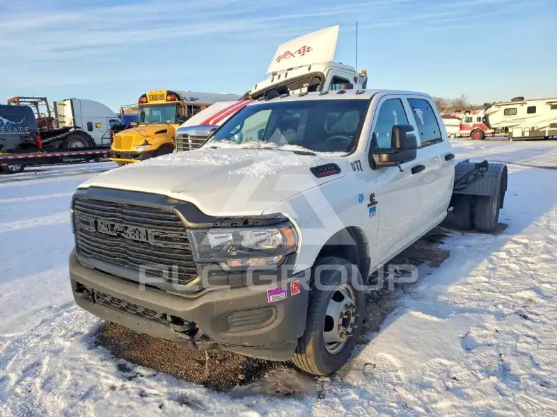 2023 RAM 3500 фото