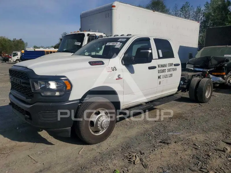 2023 RAM 3500 photo