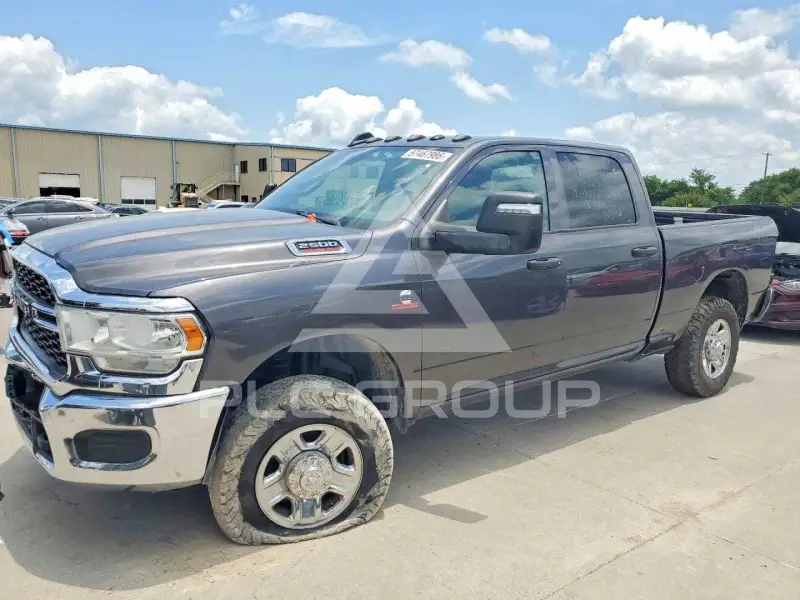 2023 RAM 2500 photo