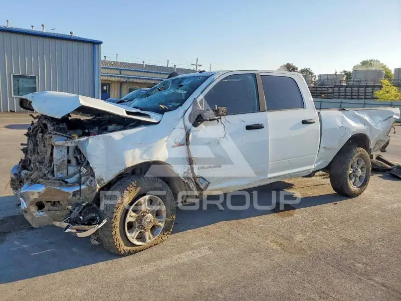 2023 RAM 2500 photo