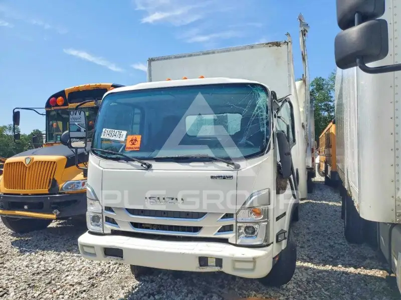 2023 Isuzu NPR фото