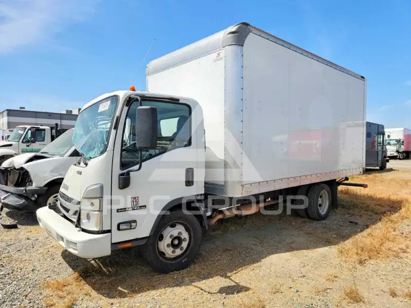2023 Isuzu NPR фото