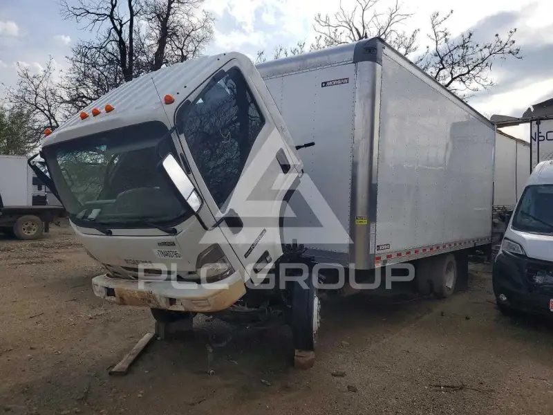 2023 Isuzu NPR фото