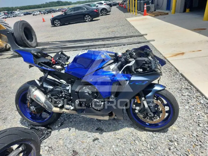 2023 Yamaha YZF1000 фото