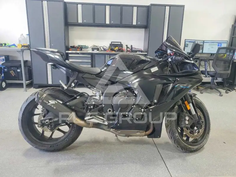 2023 Yamaha YZF1000 photo