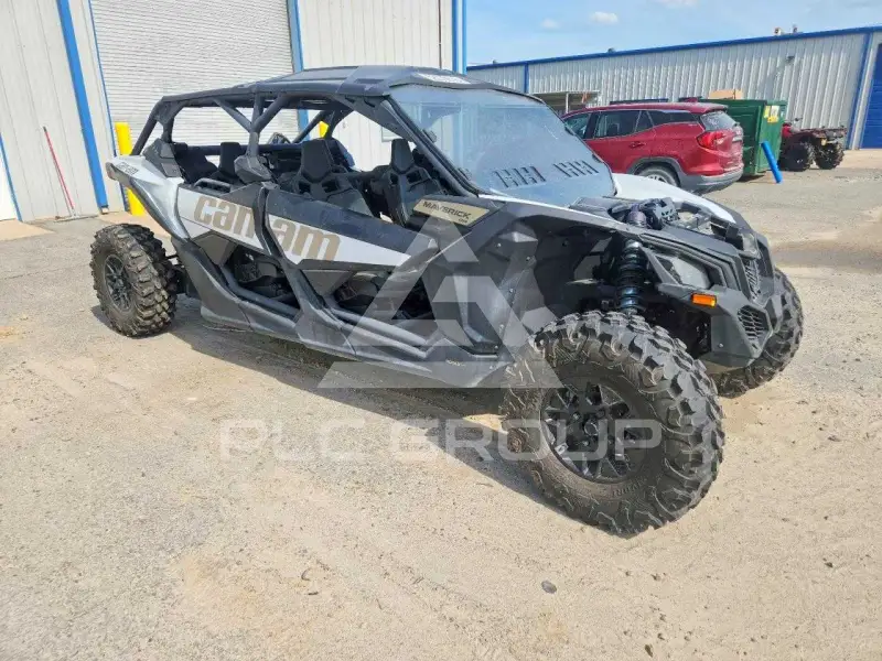 2023 Can-AM Sidebyside фото
