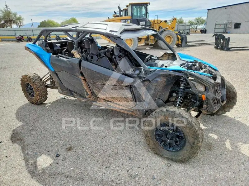 2023 Can-AM Sidebyside фото