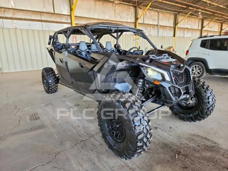 2023 Can-AM Sidebyside фото