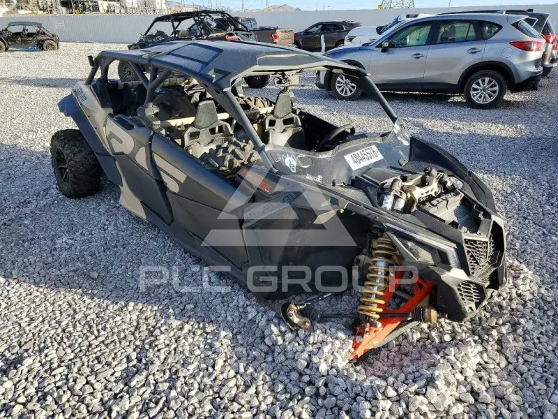 2023 Can-AM Sidebyside фото