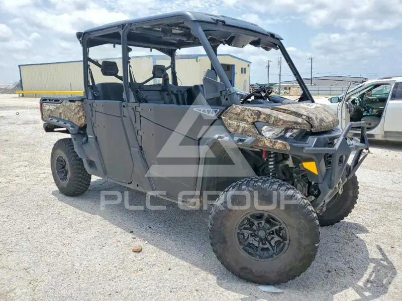 2023 Can-AM Atv photo