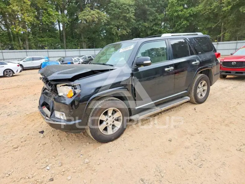 2023 Toyota 4 RUNNER фото