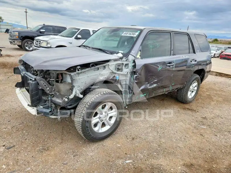 2023 Toyota 4 RUNNER photo