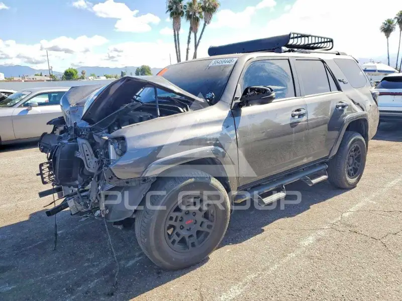2023 Toyota 4 RUNNER фото
