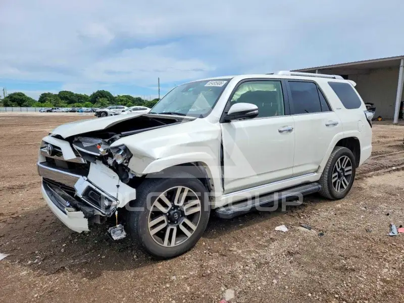 2023 Toyota 4 RUNNER фото