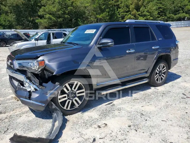 2023 Toyota 4 RUNNER photo