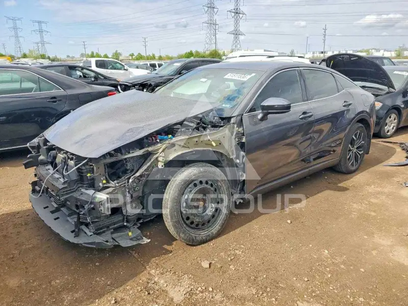 2023 Toyota Crown фото