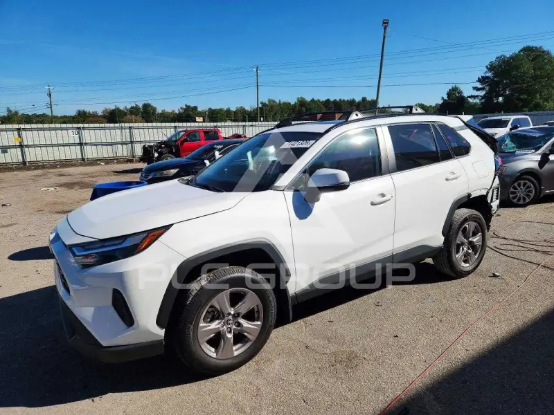 2023 Toyota RAV4 photo