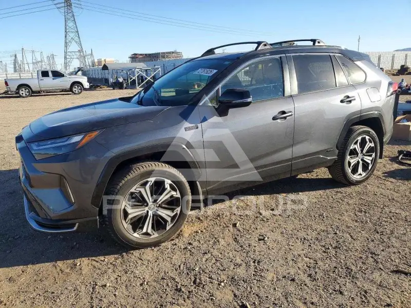 2023 Toyota RAV4 фото