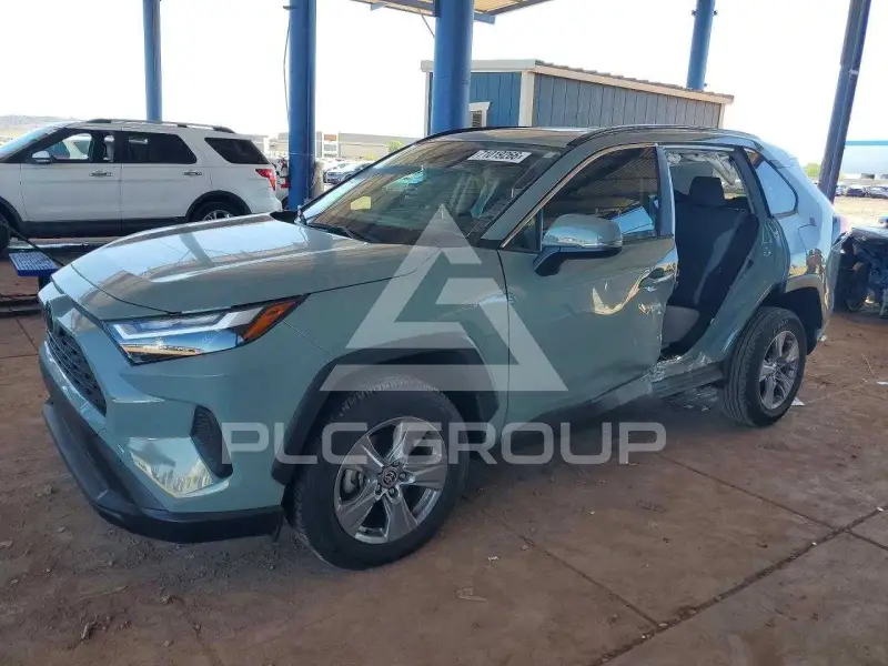 2023 Toyota RAV4 фото